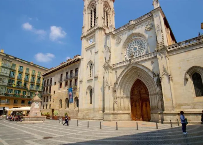 Aston - Mercado De La Rivera In Casco Viejo Bilbao
